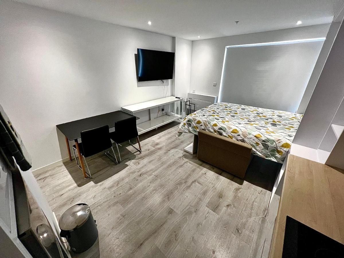 Modern Studio Apartment In Gibraltar - The Hub Εξωτερικό φωτογραφία