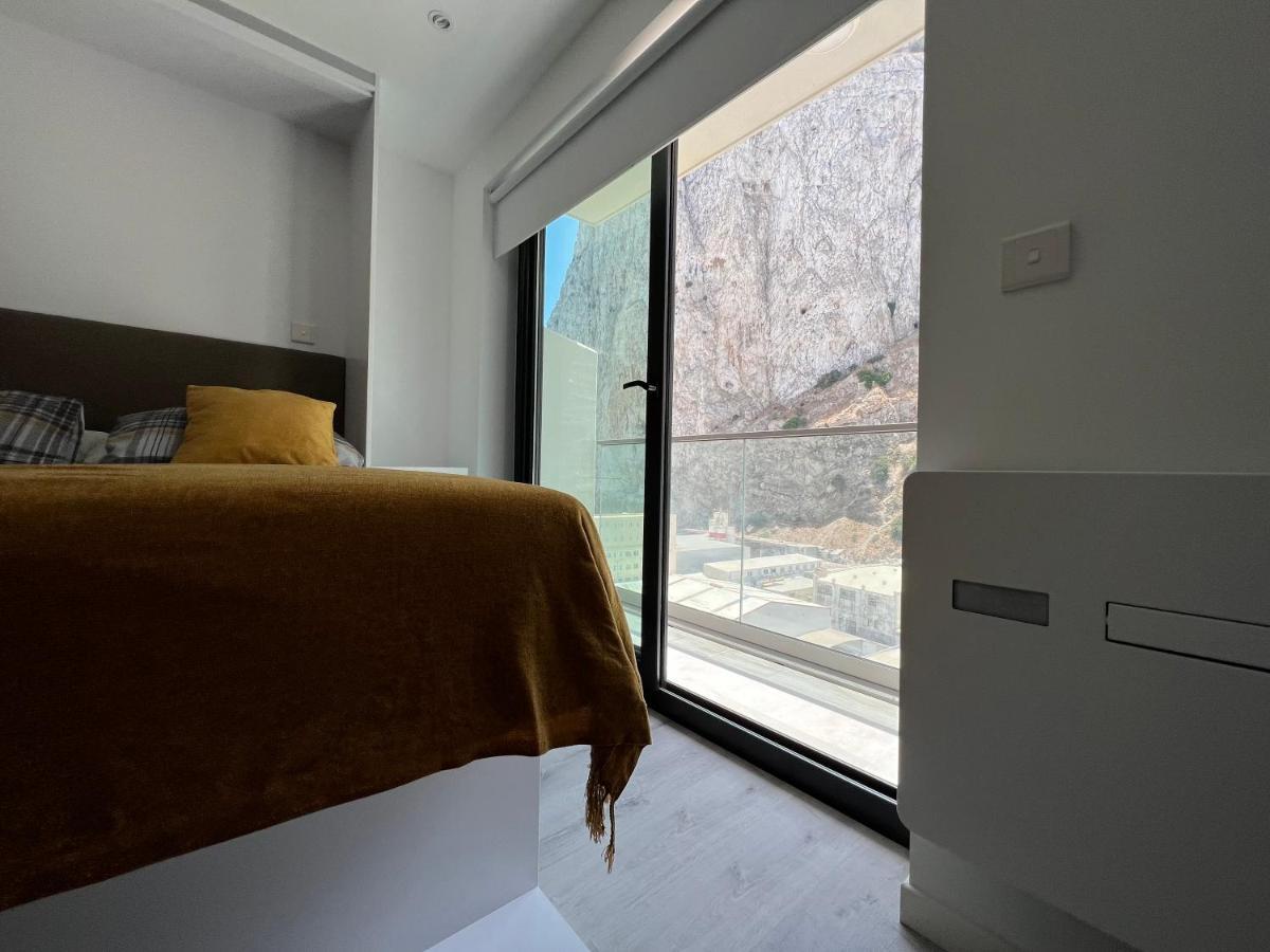 Modern Studio Apartment In Gibraltar - The Hub Εξωτερικό φωτογραφία