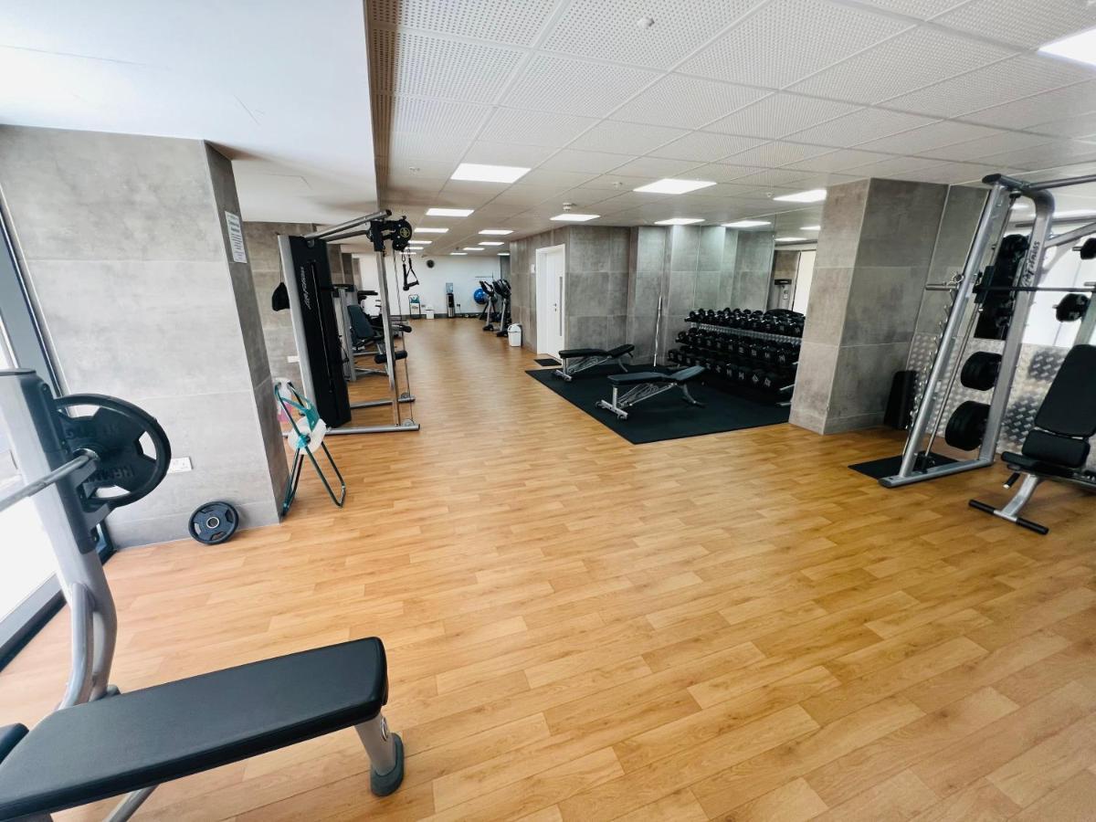 Modern Studio Apartment In Gibraltar - The Hub Εξωτερικό φωτογραφία